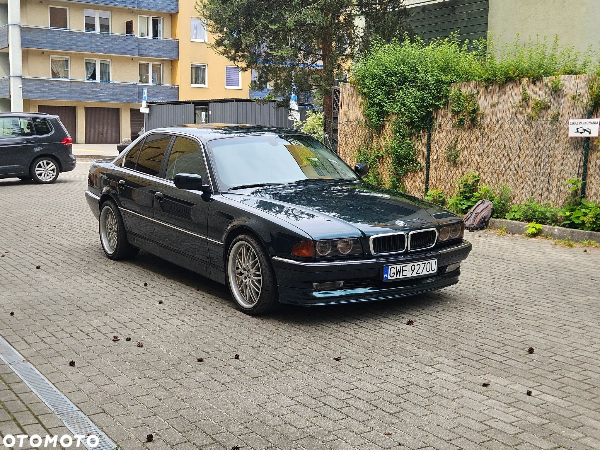 BMW Seria 7 728i - 1