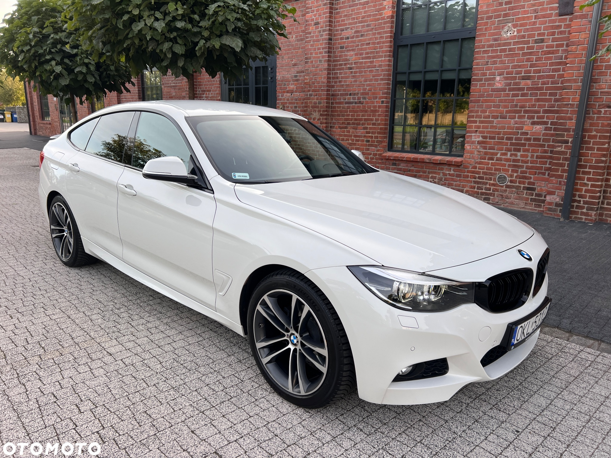 BMW 3GT 318d M Sport - 10