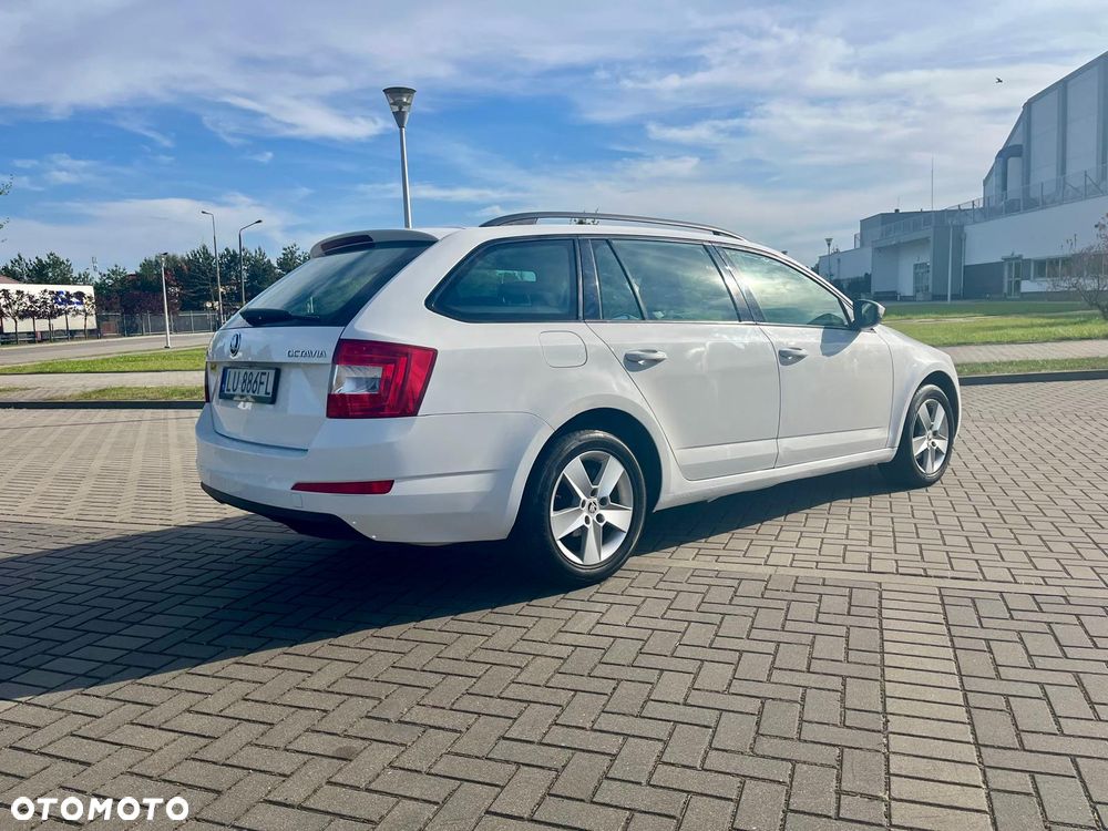 Skoda Octavia 1.6 TDI Ambition - 5