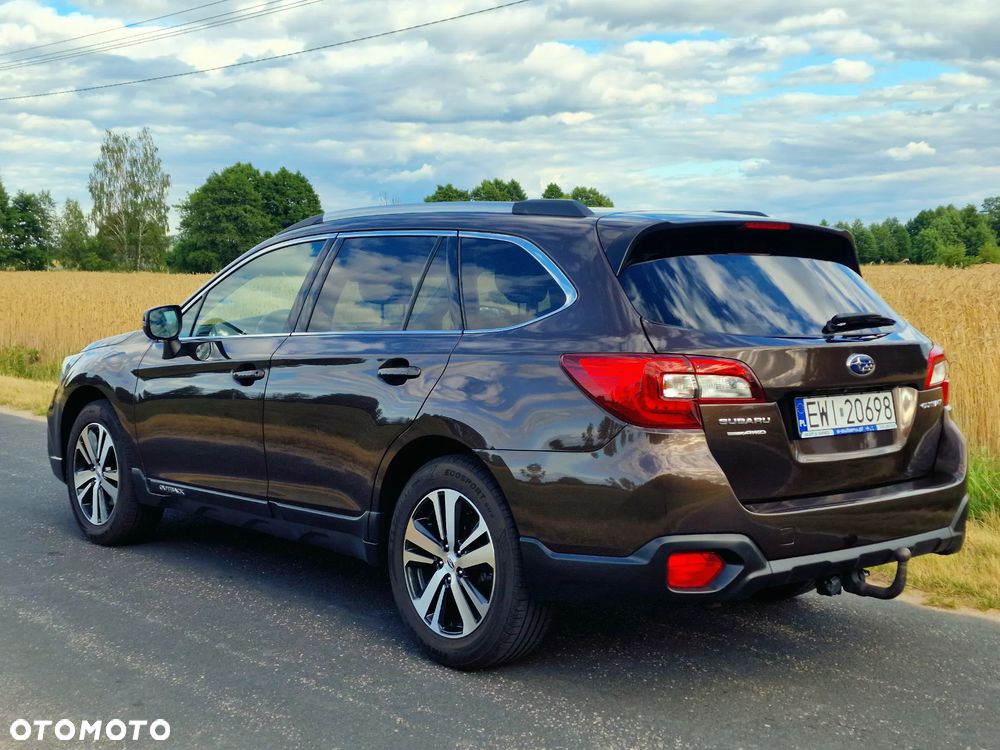 Subaru Outback 2.5i Exclusive (EyeSight) Lineartronic - 2