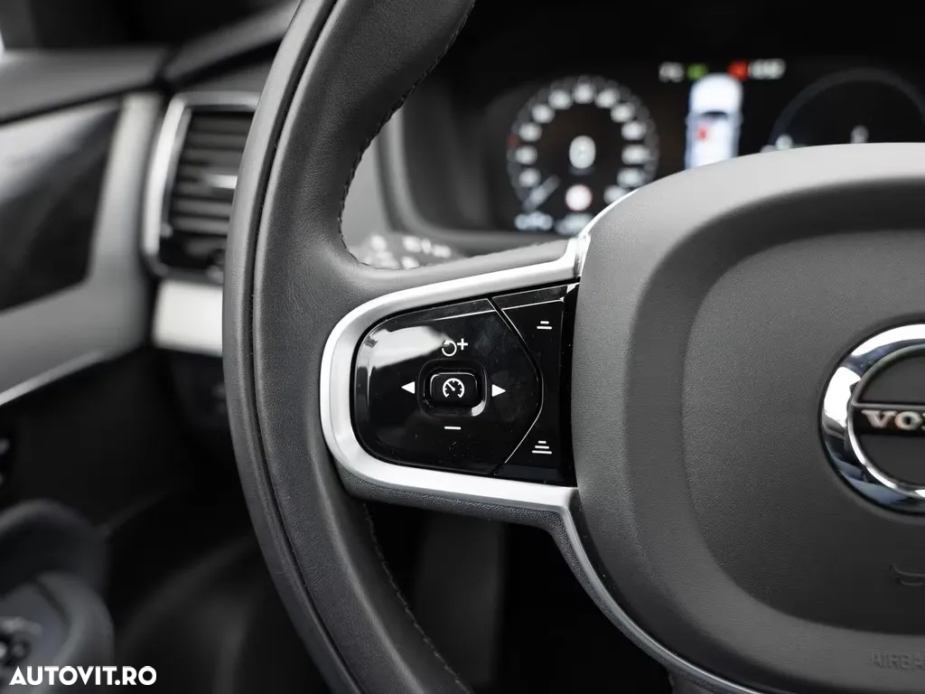 Volvo XC 90 T8 AWD Twin Engine Geartronic Inscription - 25