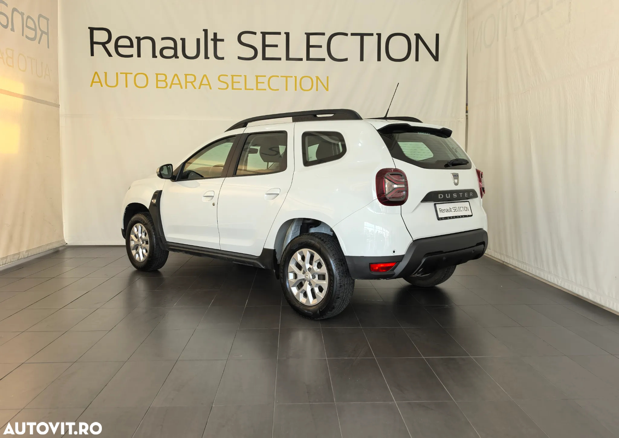 Dacia Duster 1.5 Blue dCi 4WD Essential - 3