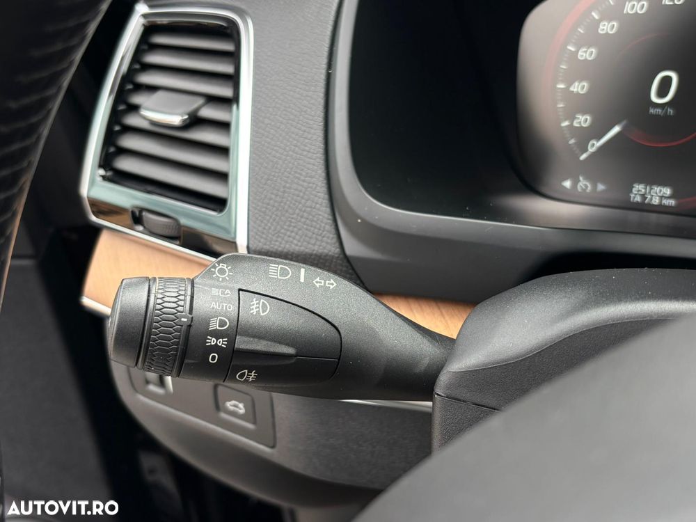 Volvo XC 90 D5 AWD Geartronic Inscription - 16