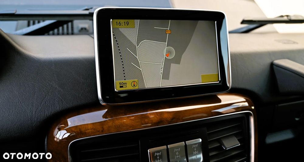 Mercedes-Benz Klasa G 500 7G-TRONIC - 37