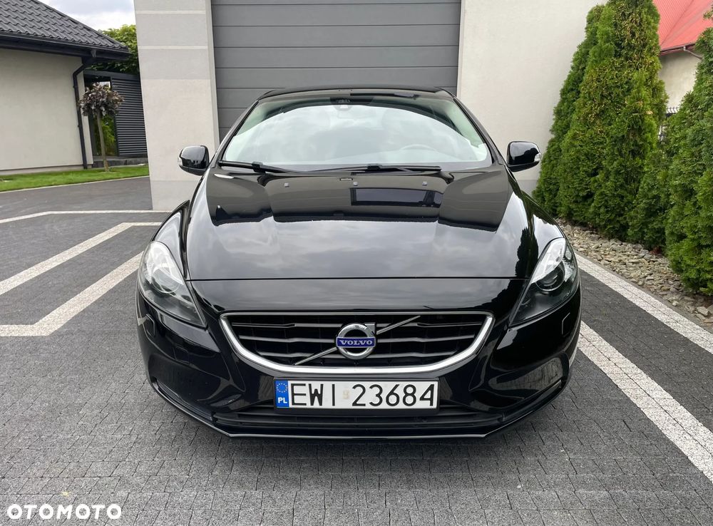 Volvo V40 D2 Momentum - 2