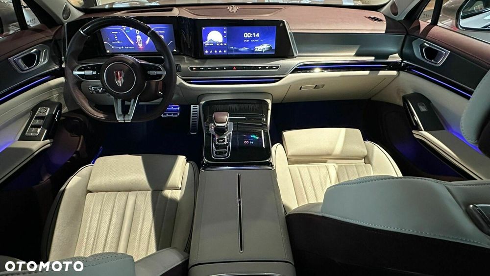 Hongqi H9 - 10