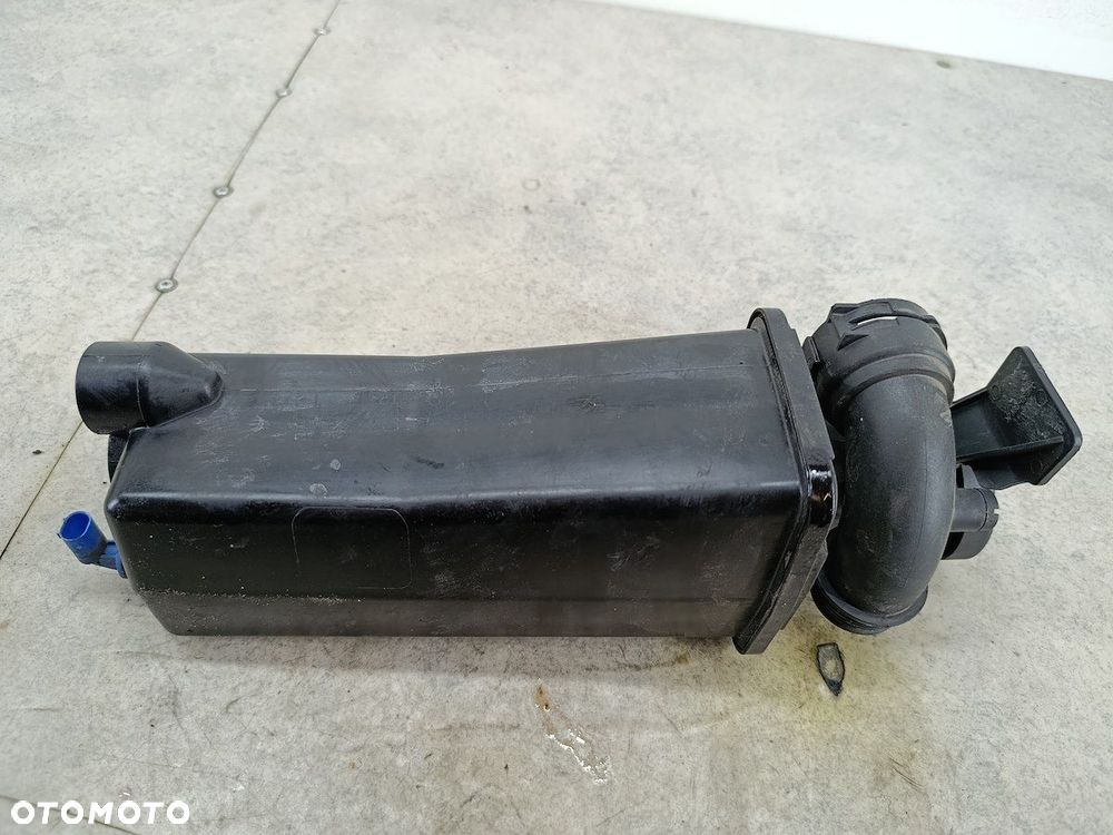 ZBIORNICZEK WYRÓWNAWCZY BMW 3 E46 2002165 1.9 8V 318i - 6