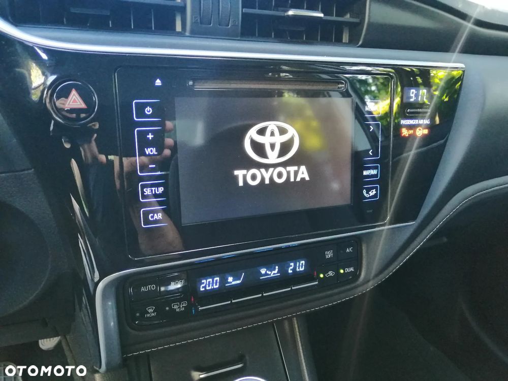 Toyota Corolla 1.6 Comfort - 12