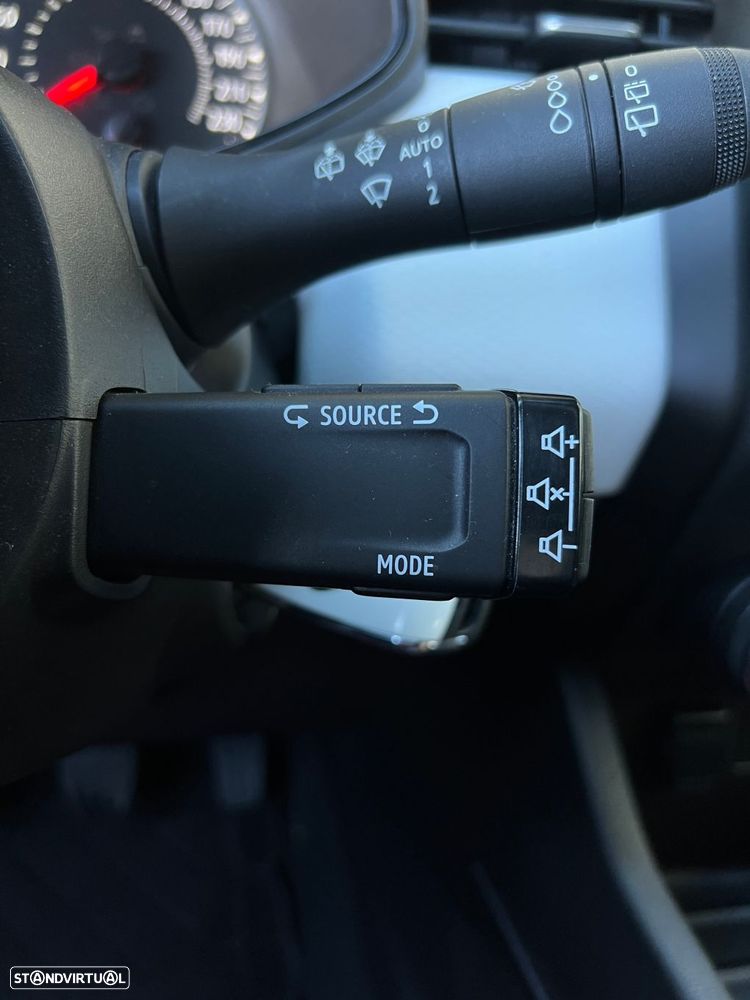 Renault Clio 1.0 TCe Techno - 12