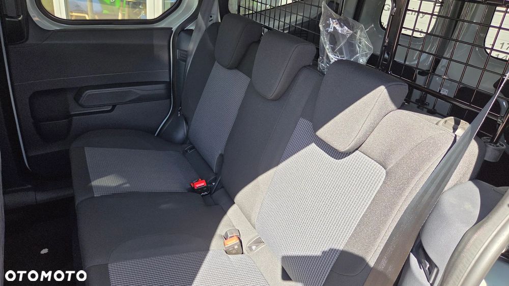Ford Nowy Courier Kombi 2026 - 10