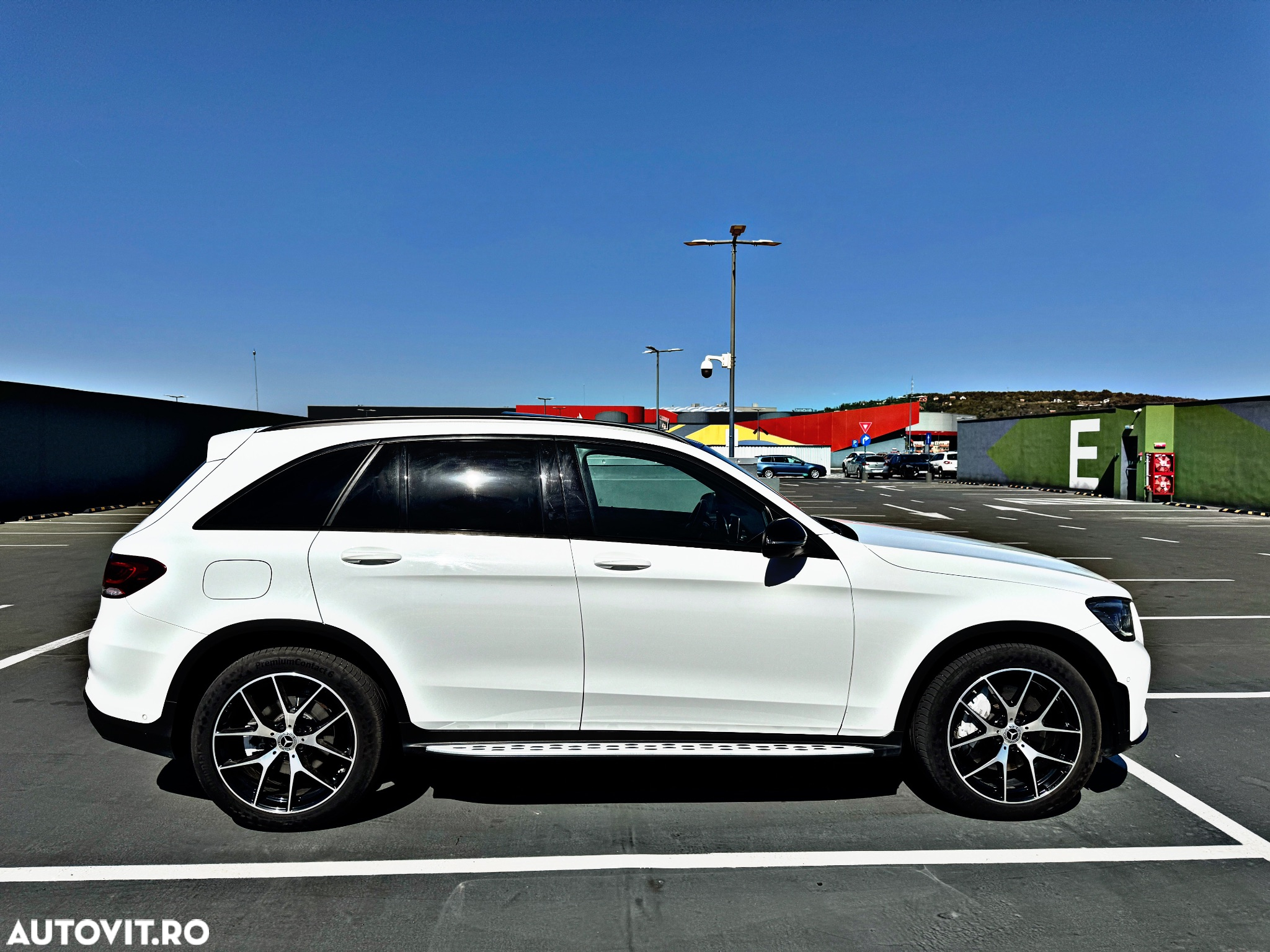Mercedes-Benz GLC 300 d 4Matic 9G-TRONIC AMG Line Plus - 4
