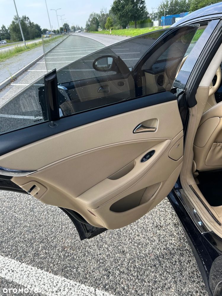 Mercedes-Benz CLS - 12