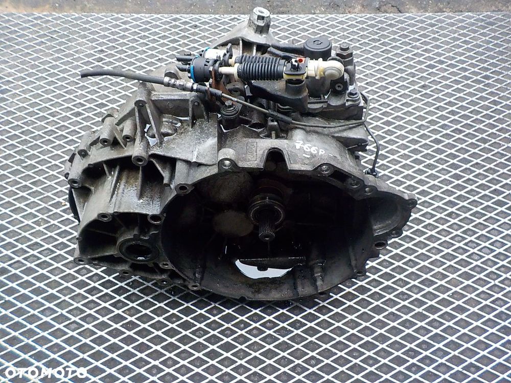 VOLVO S40 V50 2.5 D5 SKRZYNIA BIEGÓW 766R-7002-AA - 1