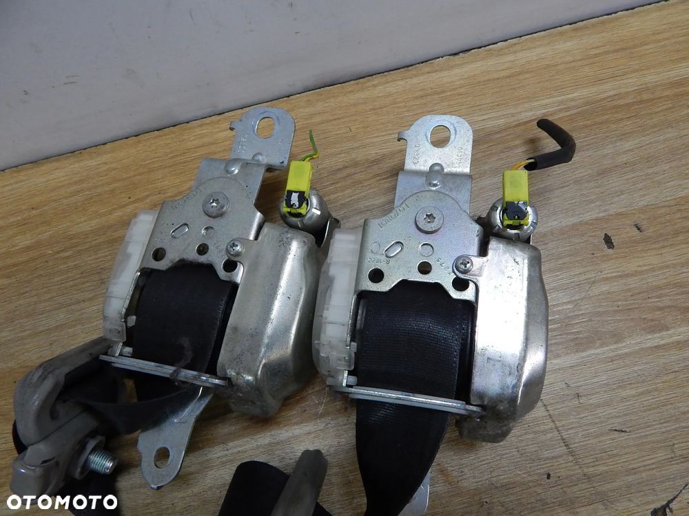 Pas bezpieczeństwa przód przedni Nissan Navara D40 pathfinder R51 05-14 Łuków części - 4