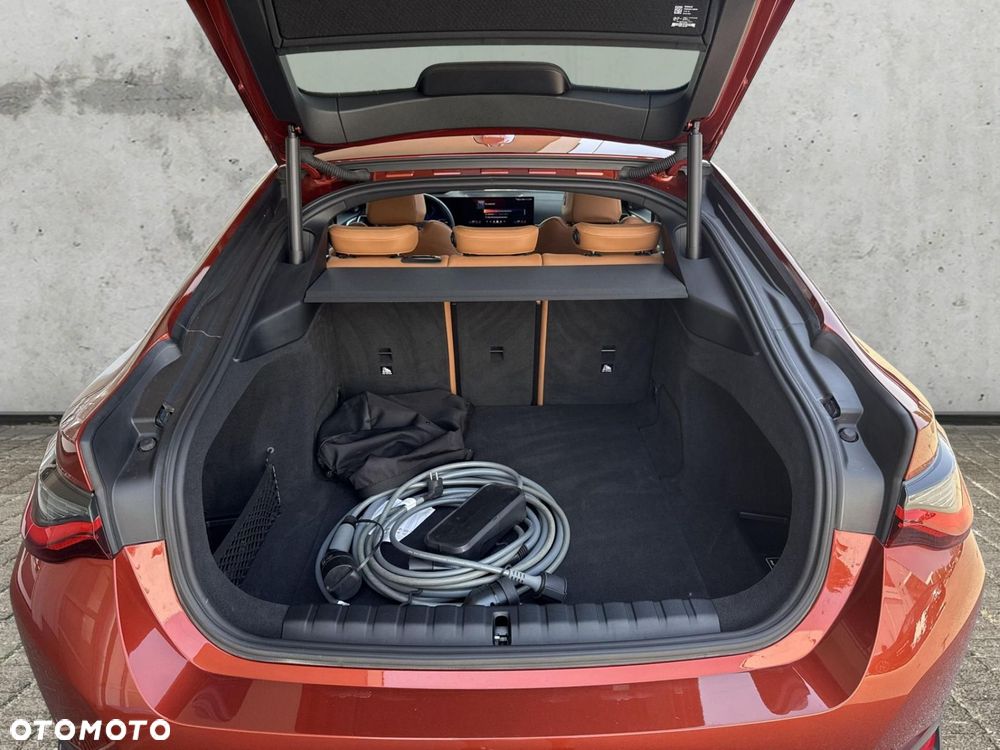 BMW i4 83.9kWh eDrive 40 - 28