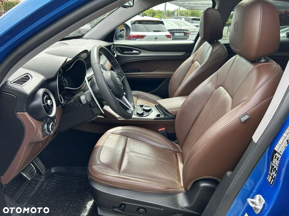 Alfa Romeo Stelvio 2.0 Turbo Executive Q4 - 19