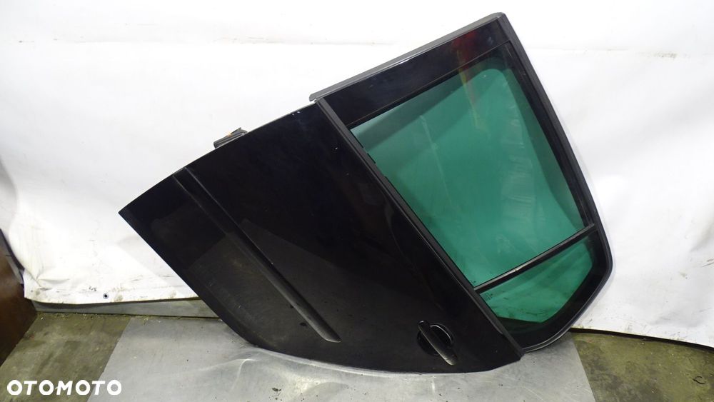 DRZWI LEWY TYŁ VOLKSWAGEN GOLF V GTI L041 - 1