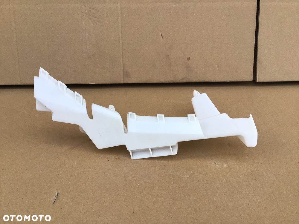 Ślizg mocowanie lampy prawej Mitsubishi Eclipse Cross Lift - 1