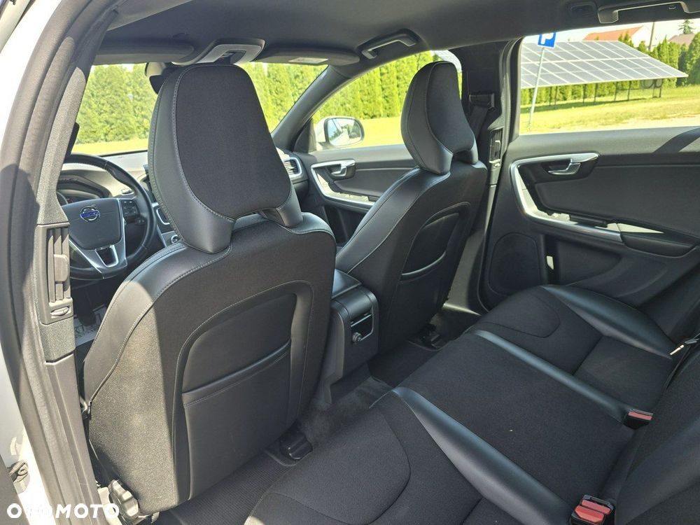 Volvo V60 - 19