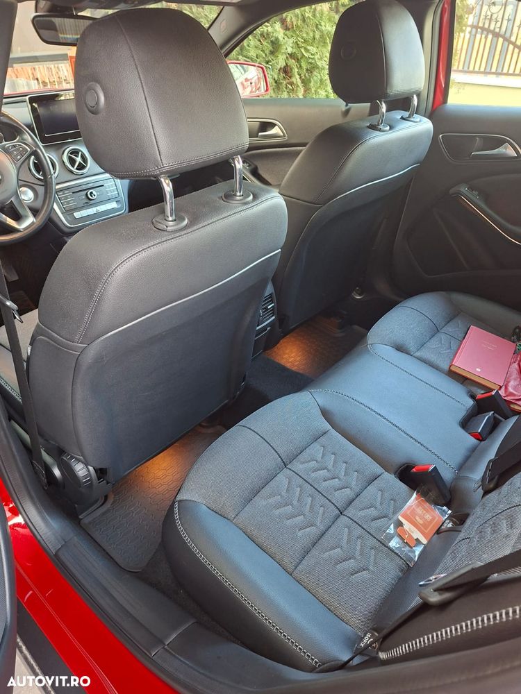 Mercedes-Benz GLA - 16