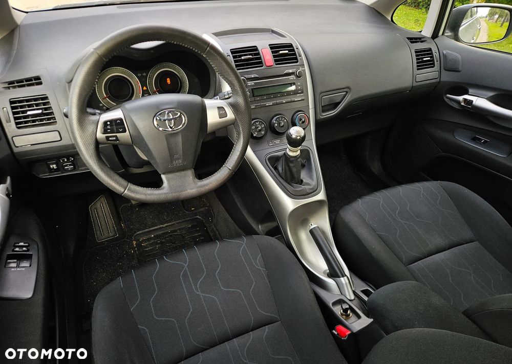 Toyota Auris 1.6 Edition - 22