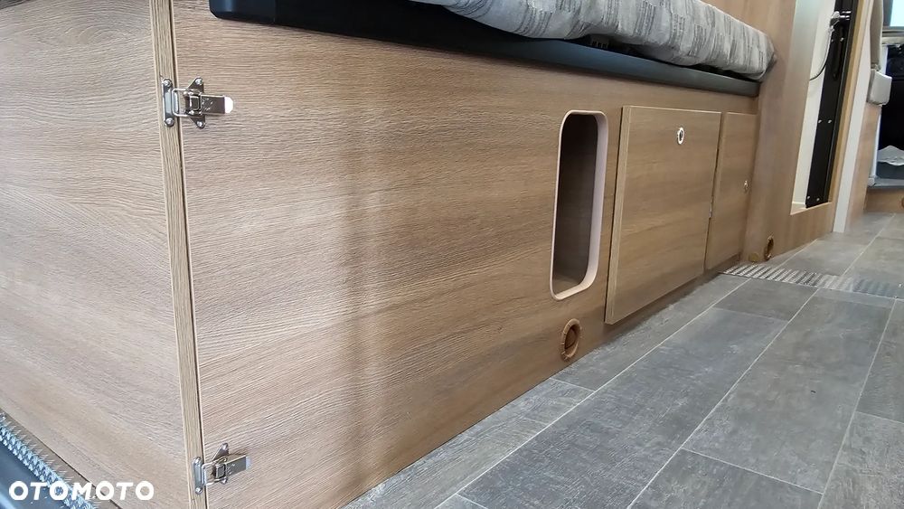 Giottiline GIOTTIVAN 64G Oddzielne łóżka FULL LED Automat Peugeot Boxer RAPIDO gr. - 11
