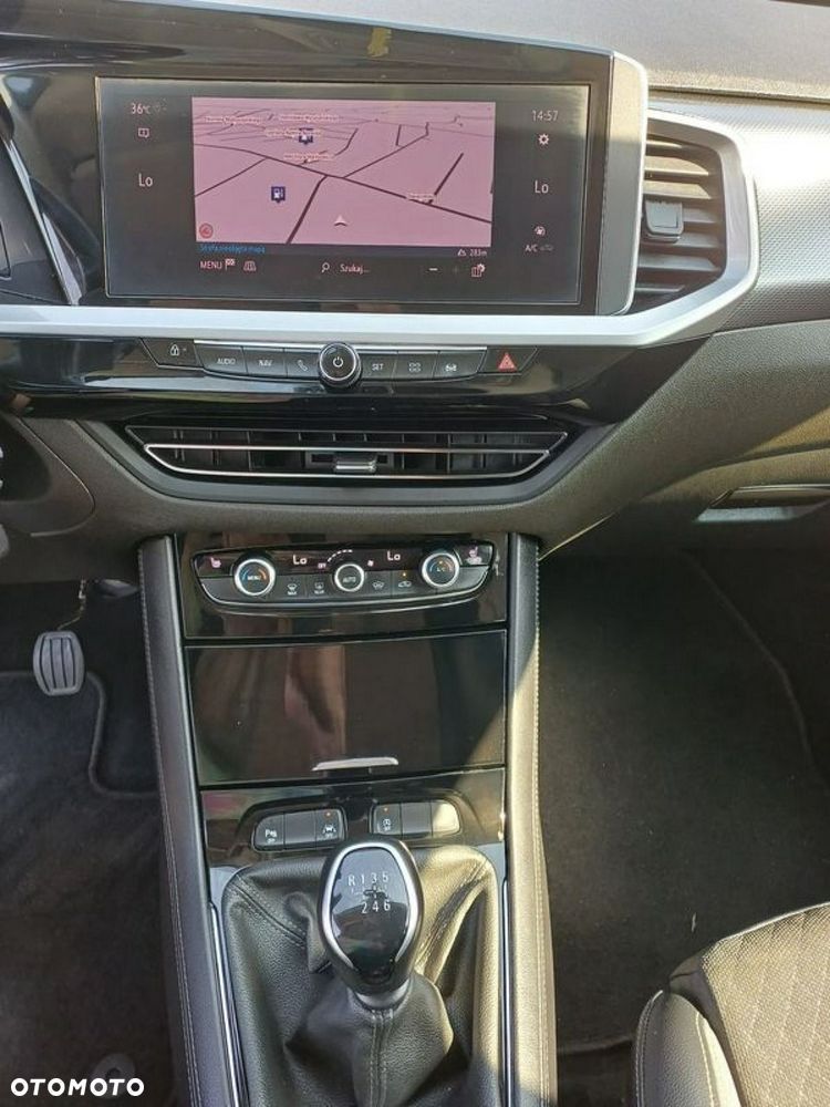 Opel Grandland X 1.2 Start/Stop Business INNOVATION - 22