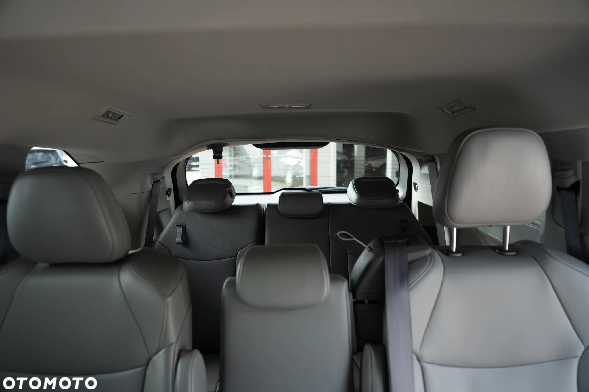 Toyota Sienna - 24