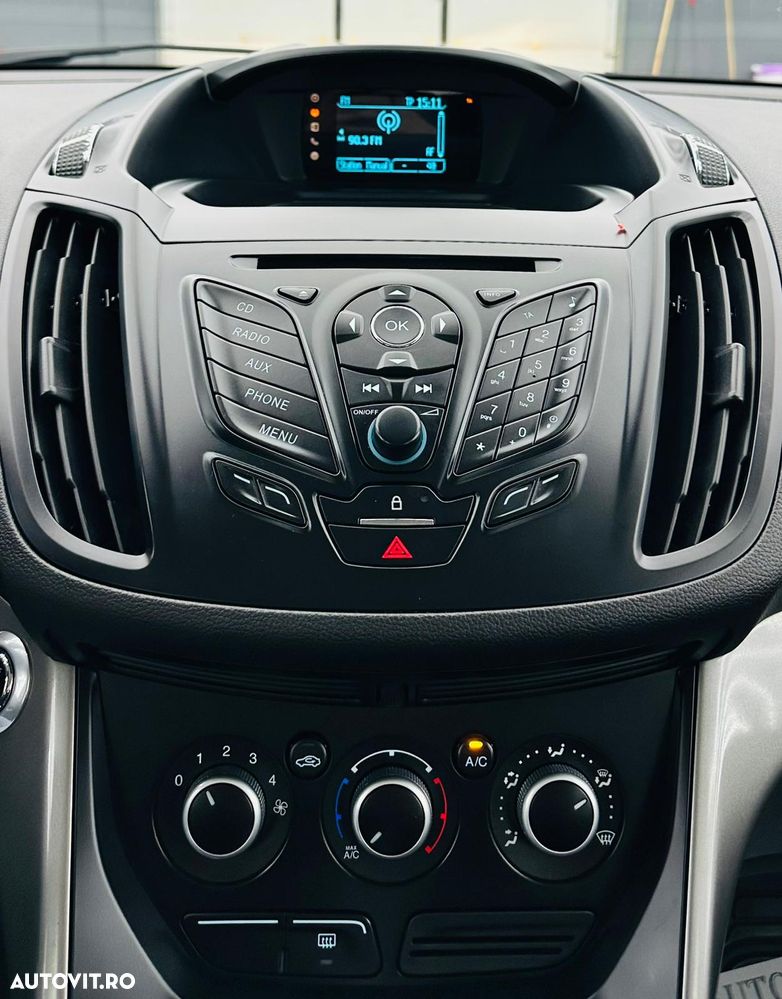 Ford Kuga 2.0 TDCi 4x4 Trend - 25