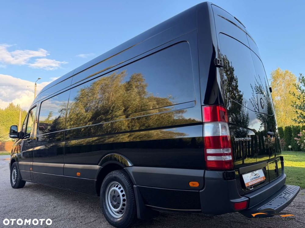 Mercedes-Benz Sprinter - 15