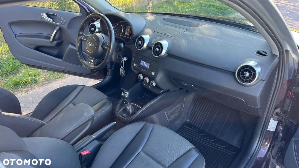 Audi A1 1.2 TFSI S line Sportpaket - 13