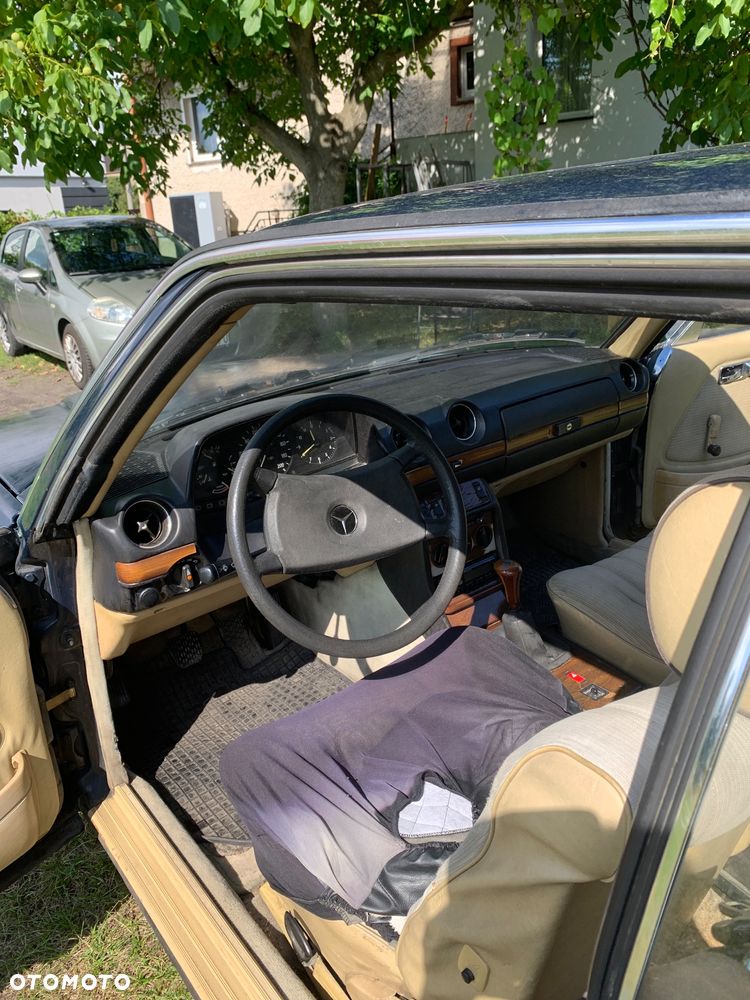 Mercedes-Benz W123 ver-260-se - 1