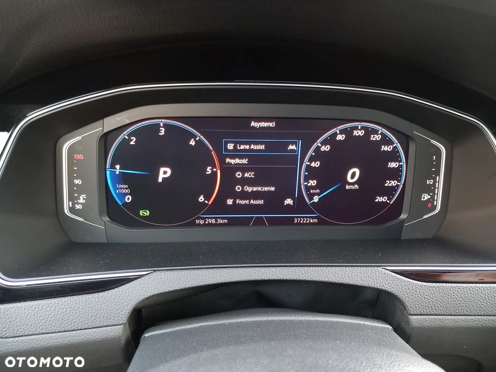 Volkswagen Passat Variant 2.0 TDI SCR DSG 4Motion Business - 14