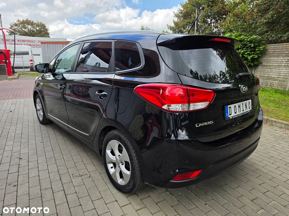 Kia Carens 1.6 GDI Attract - 9