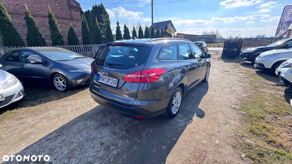 Ford Focus 1.0 EcoBoost STart-Stopp-System TITANIUM - 6