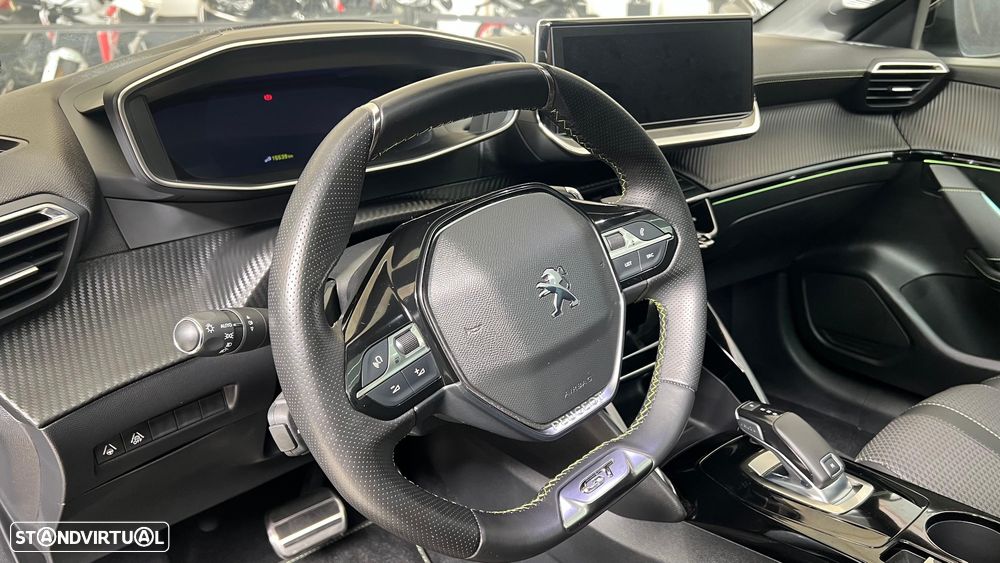 Peugeot 208 1.2 PureTech GT Line EAT8 - 17