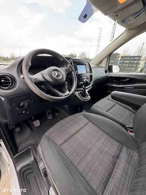 Mercedes-Benz VITO - 11