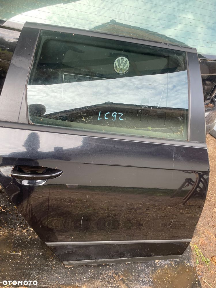 VW PASSAT B6  DRZWI CZARNE LC9x prawe tył - 1