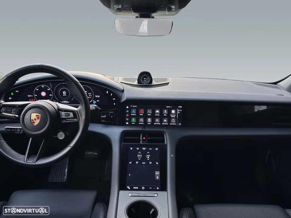 Porsche Taycan Cross Turismo 4 - 14