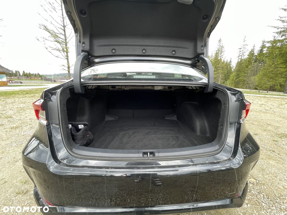 Toyota Corolla 1.6 Comfort - 12