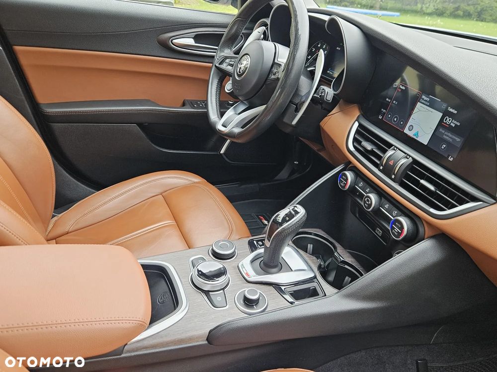 Alfa Romeo Giulia 2.0 Turbo Veloce TI Q4 - 18