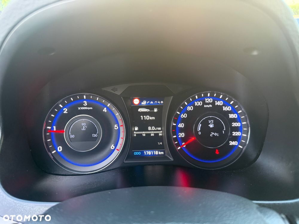 Hyundai i40 Kombi 1.7 CRDi Premium - 23