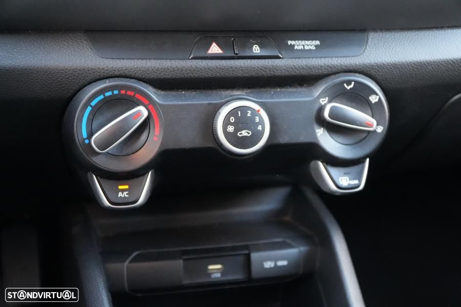 Kia Stonic 1.2 Dynamic - 11