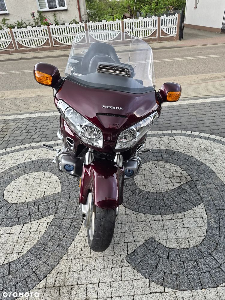 Honda GL - 5