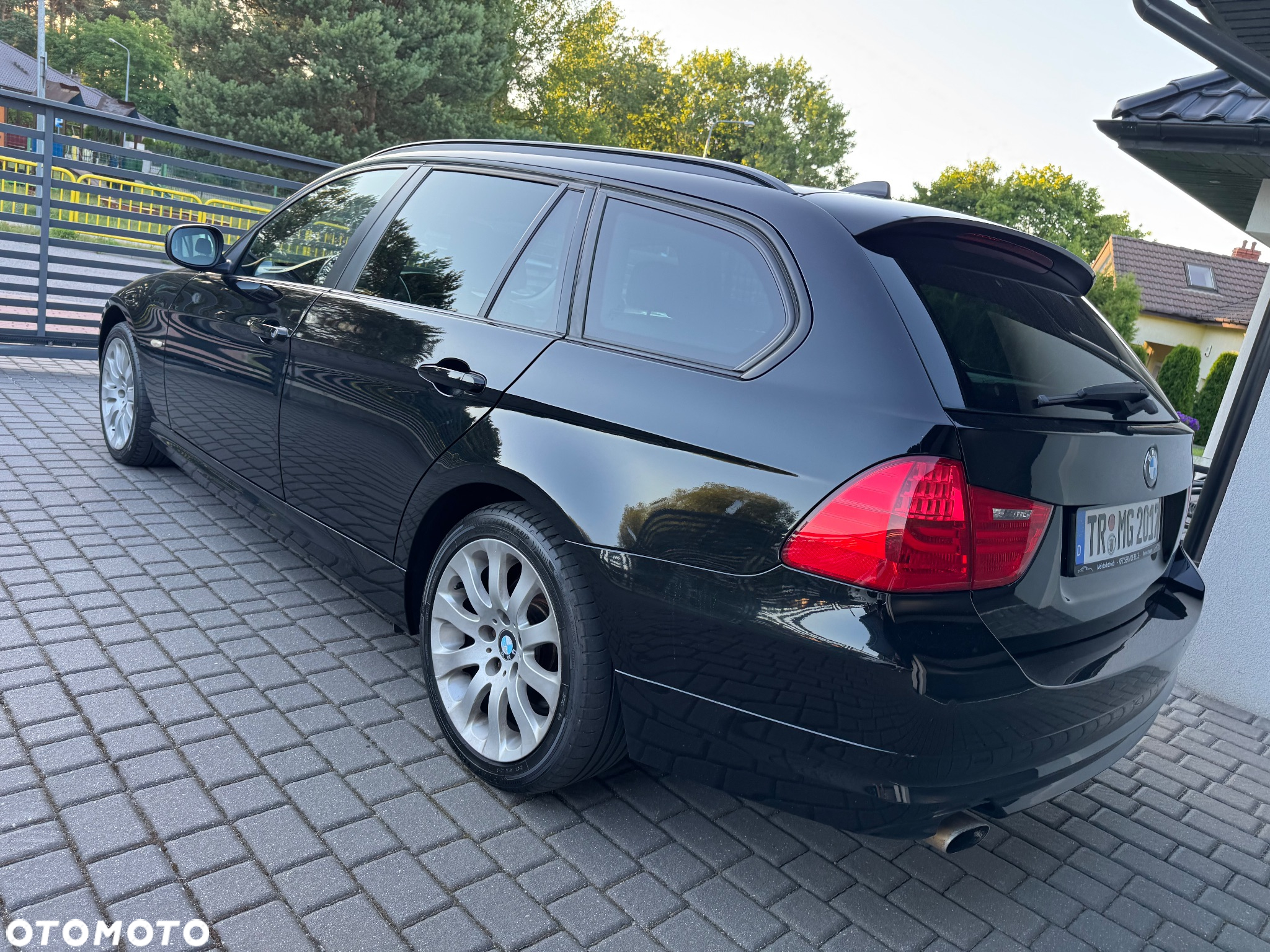 BMW Seria 3 318d - 30