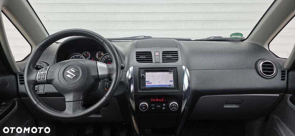 Suzuki SX4 1.6 VVT 4x2 City - 8