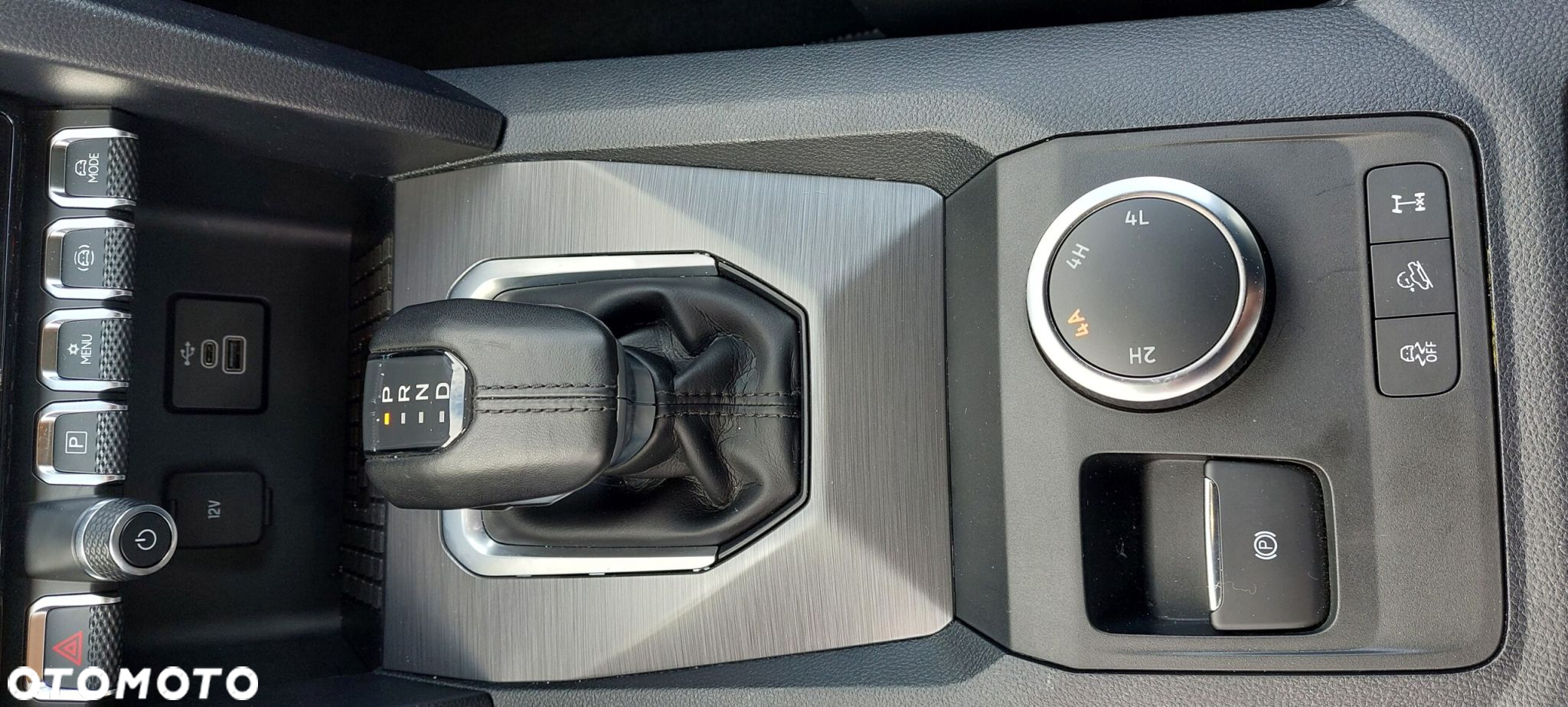 Volkswagen Amarok AVENTURA - 8