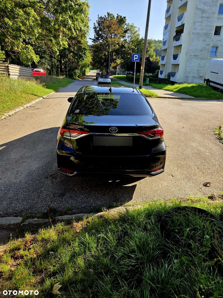 Toyota Corolla - 4