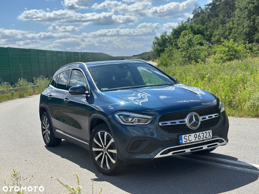 Mercedes-Benz GLA 200 Business Edition - 3
