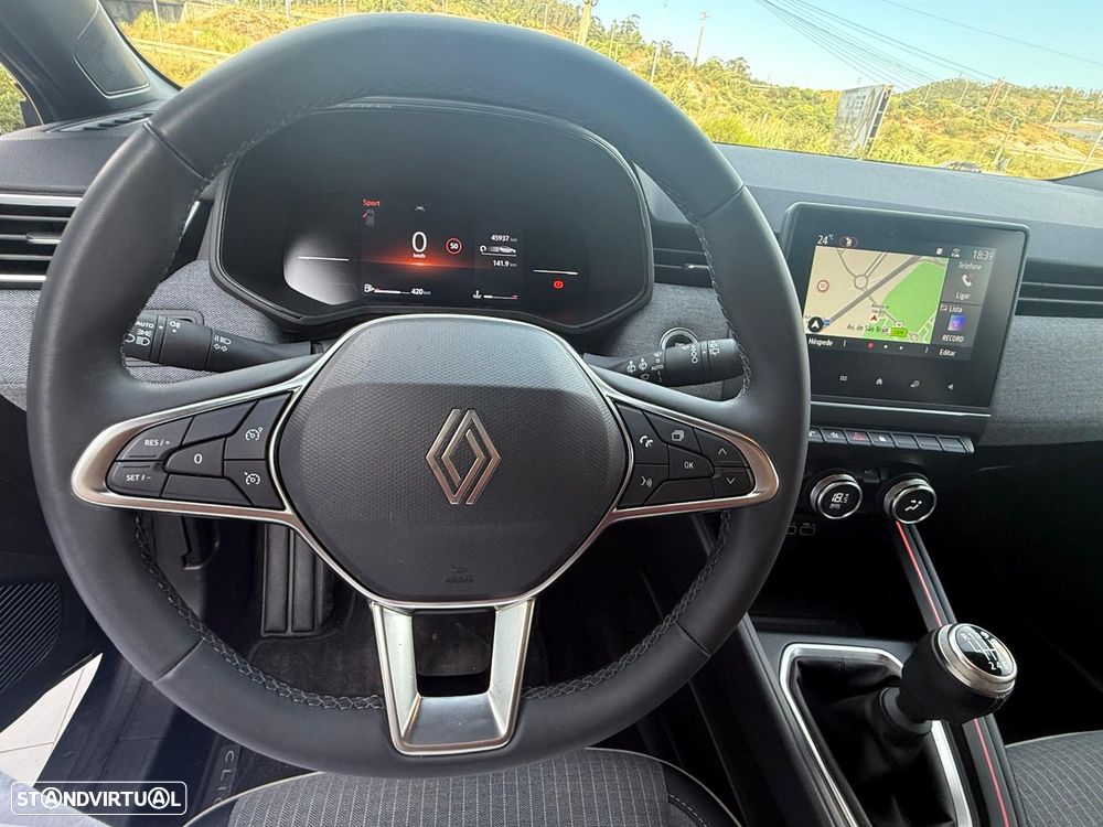 Renault Clio 1.0 TCe Techno - 33